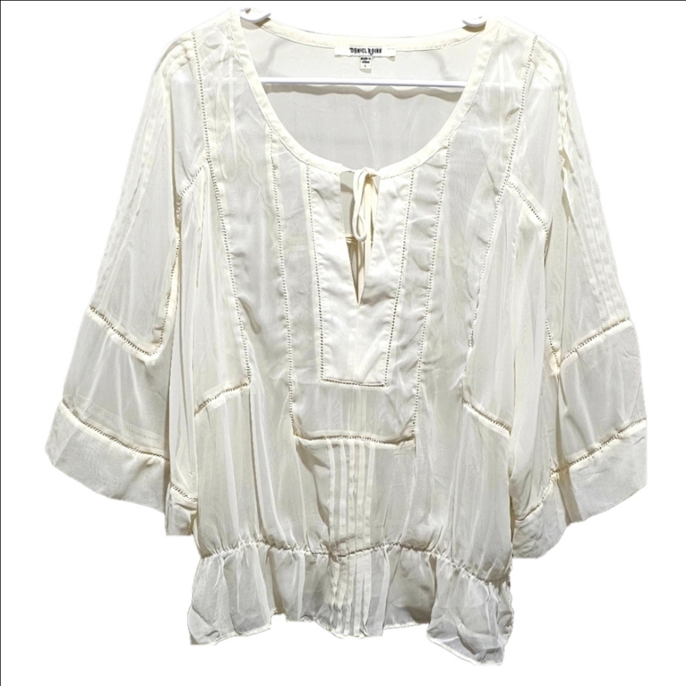Daniel Rainn Top